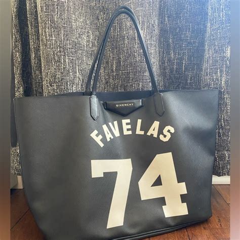 Givenchy Antigona Favelas 74 Large Leather Shopping Tote, 